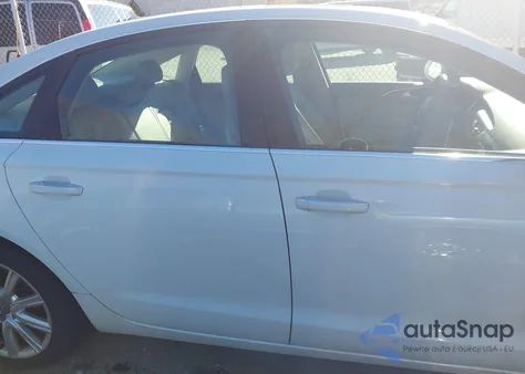 2015 Audi A6 2.0T Premium z USA, uszkodzony, nr VIN WAUGFAFC5FN033380